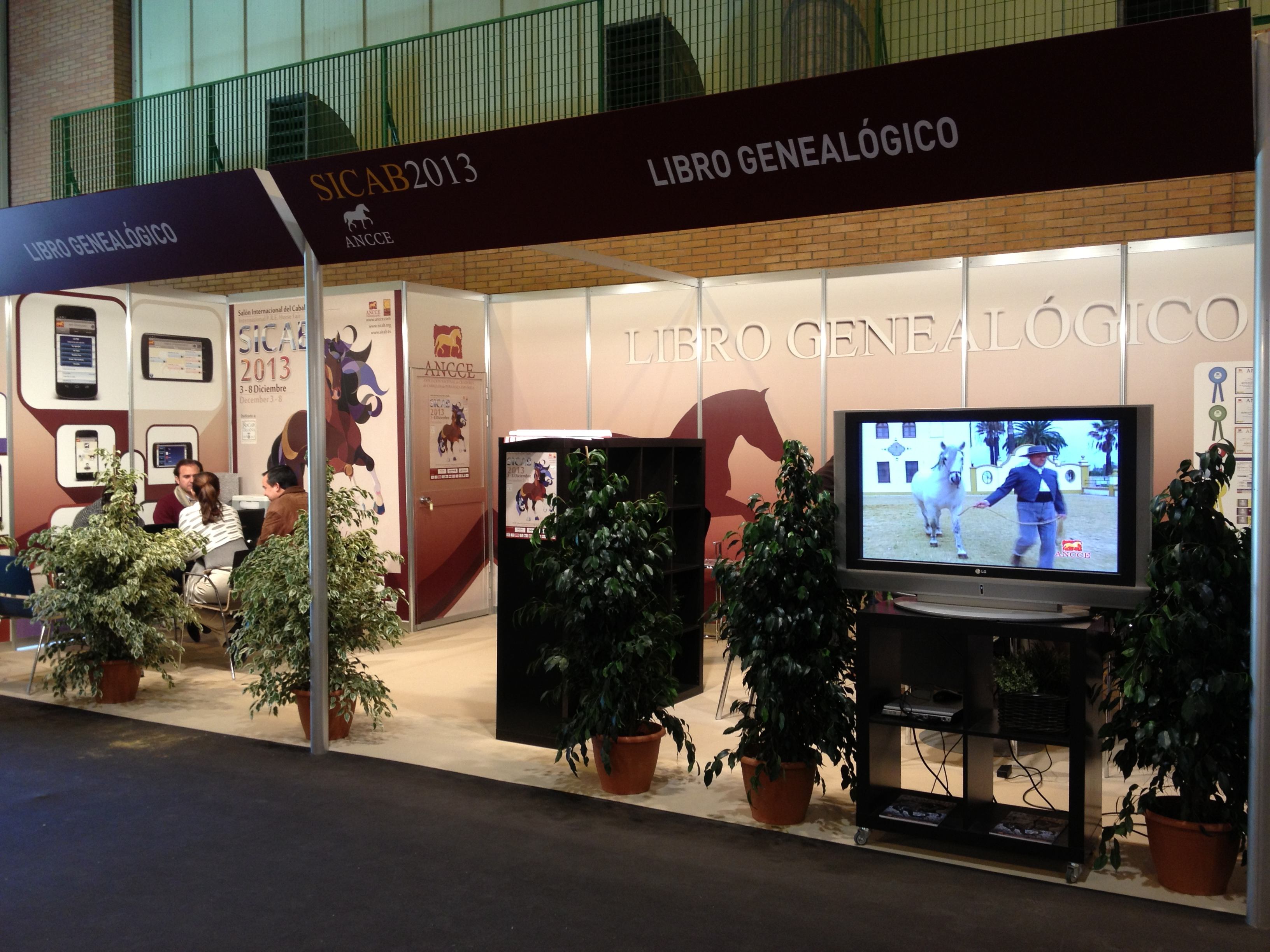 foto_stand_2013_2.jpg